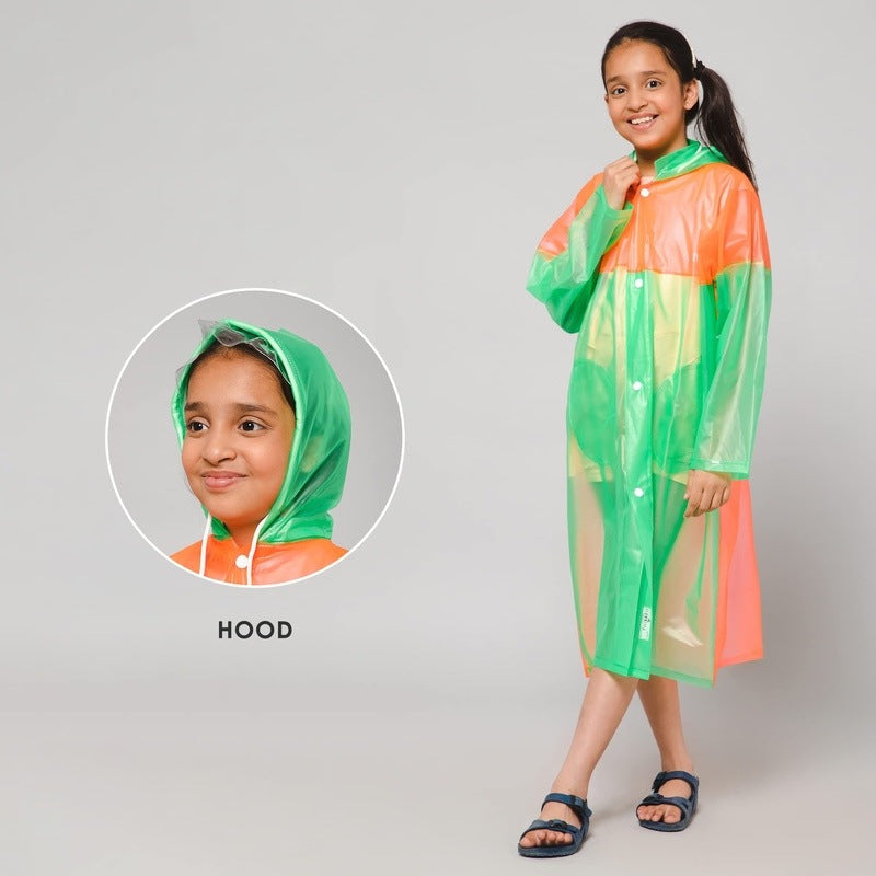 CLOWNFISH Puddle Jumper - Young adventurer wearing adjustable hood raincoat