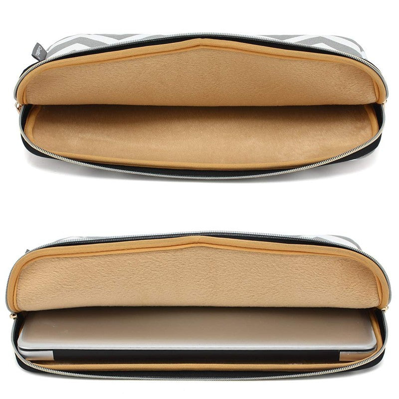 Clownfish laptop sleeve - School use