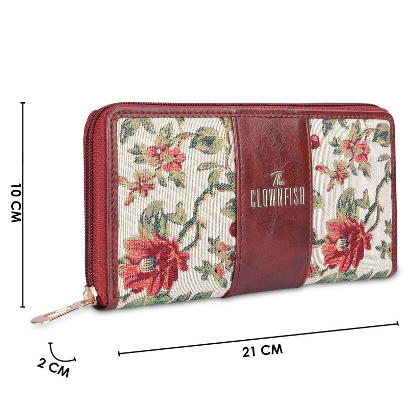 Clownfish wallet - Functional everyday clutch for women
