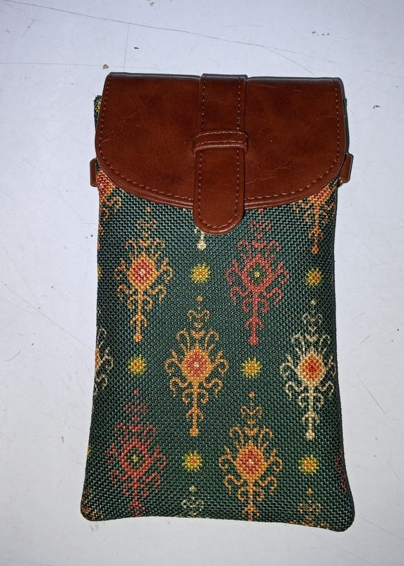 Clownfish Flexiflare Series - Chic Handbag