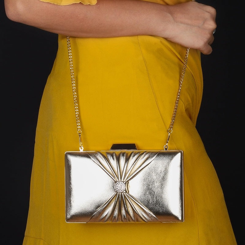 Clownfish clutch - Stylish casual bag for women