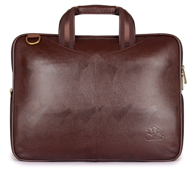 Clownfish durable laptop bag - Stylish travel companion