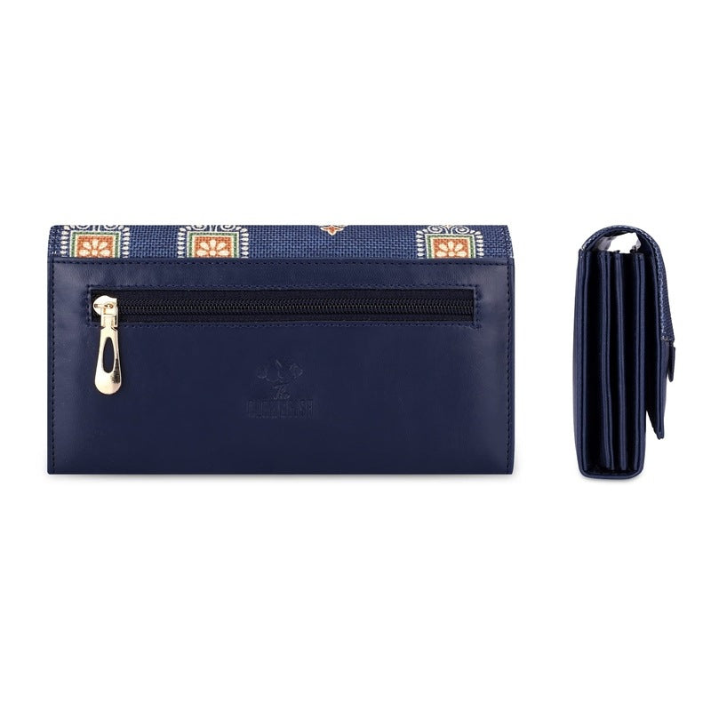 Clownfish wallet in dark blue - ideal for office use