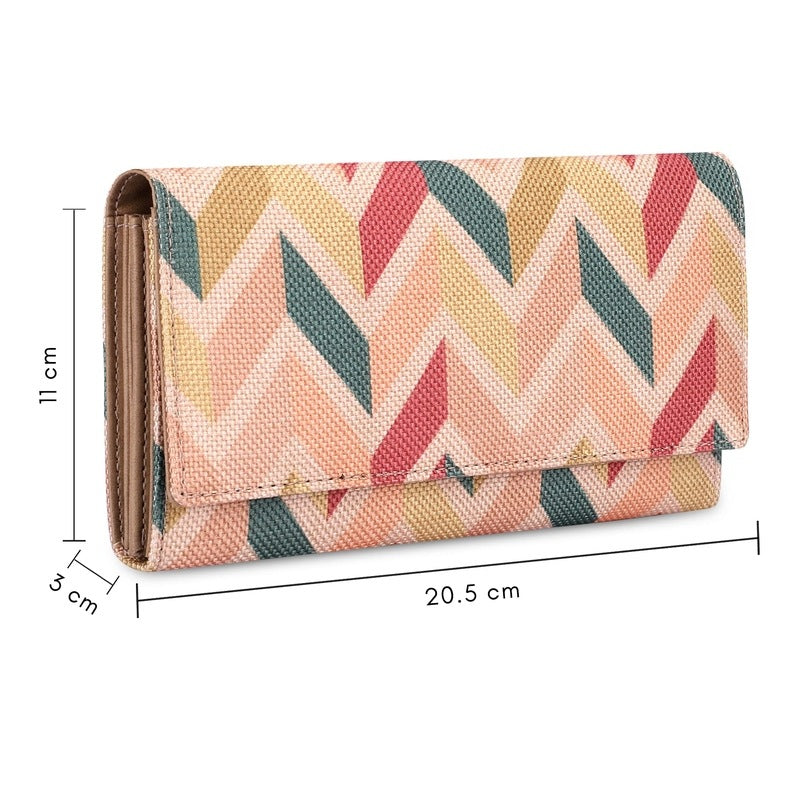 Clownfish women's wallet - chic accessory for casual outings