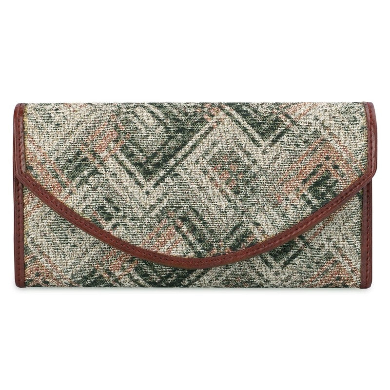 Clownfish Mia Collection Clutch - Functional and stylish