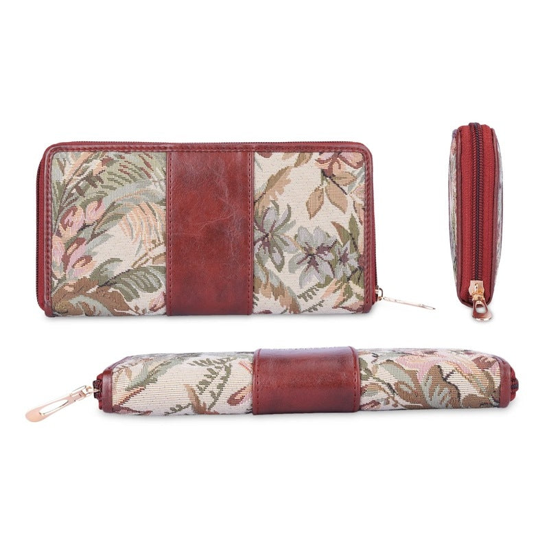 Clownfish tapestry wallet - elegant design for work