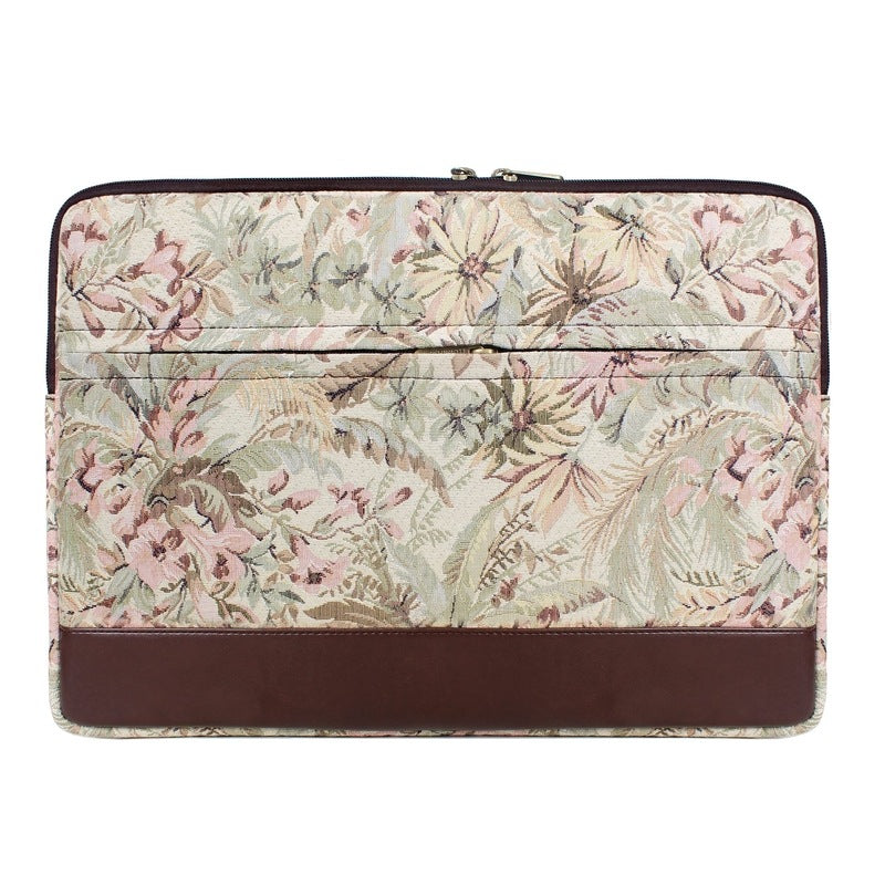 Clownfish tablet sleeve - Gifts for professionals