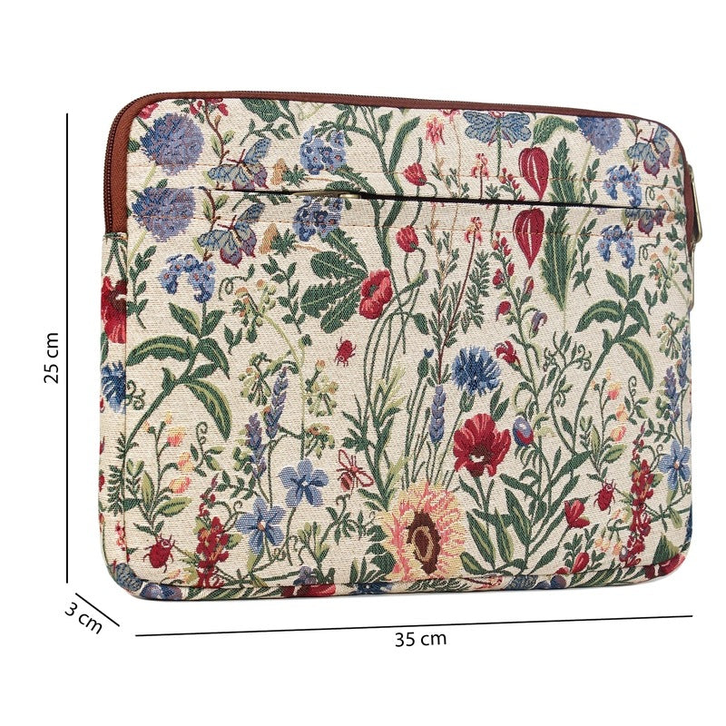 Clownfish Tapestry fabric sleeve - stylish office use