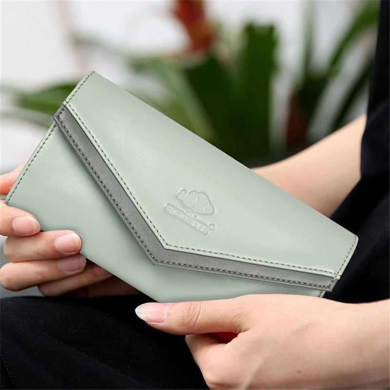 Clownfish Womens Wallet - Perfect for College Outings